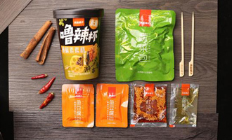 “嚕辣杯”世界杯期間“C位出道”，良品鋪?zhàn)尤绾谓璐驣P玩轉(zhuǎn)新零售？